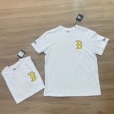 0686 - HÀNG CHÍNH HÃNG - ÁO THUN NEW ERA X BTS - LOGO B VÀNG TRẮNG - *WHITE* - Code: 13277225 