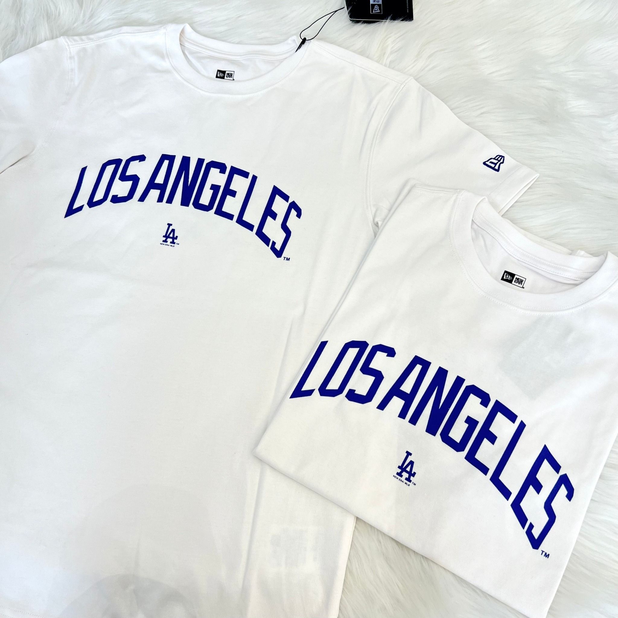 0854 HÀNG CHÍNH HÃNG ÁO THUN NEW ERA LOGO LOS ANGELES TRẮNG MỘC SHOES #41 0854 HÀNG CHÍNH HÃNG ÁO THUN NEW ERA LOGO LOS ANGELES TRẮNG MỘC SHOES