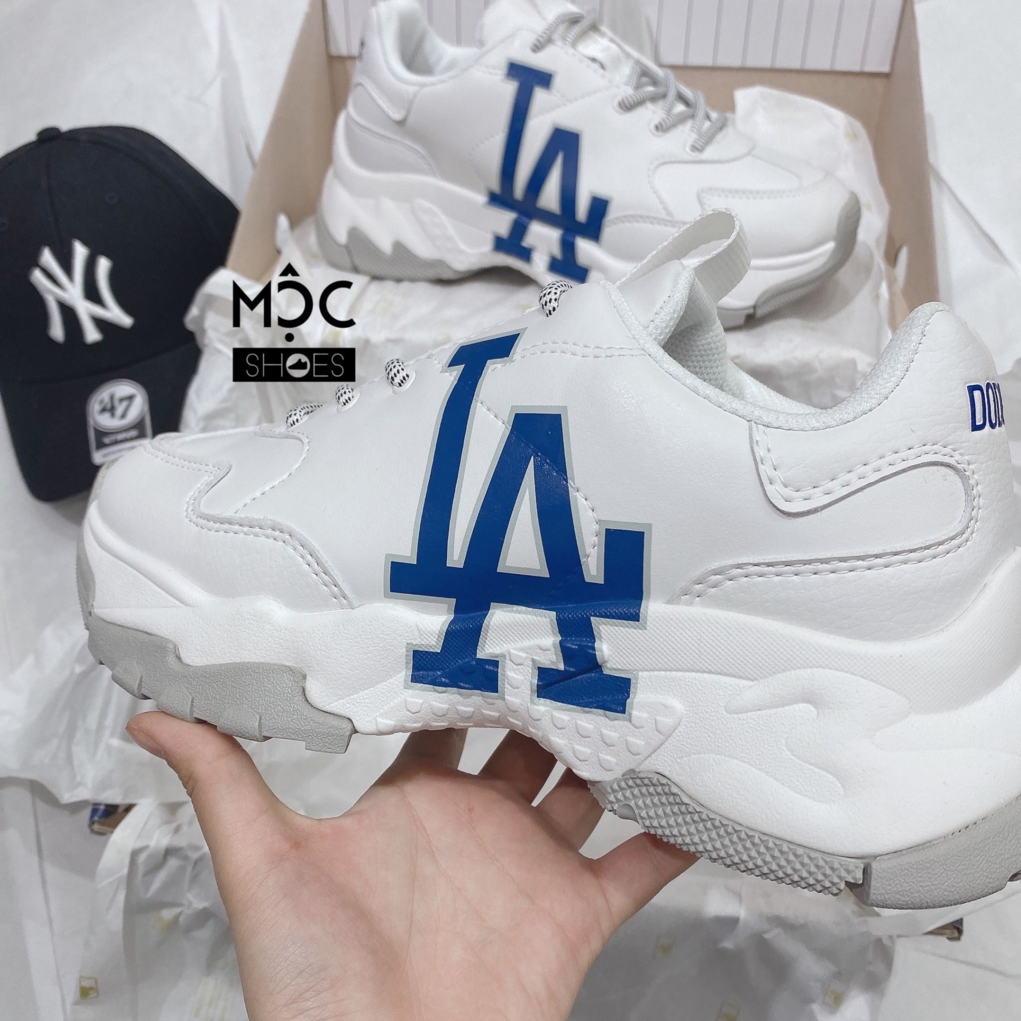 MLB LA Dodgers Sneaker  Big Ball Chunky A  Caos Store
