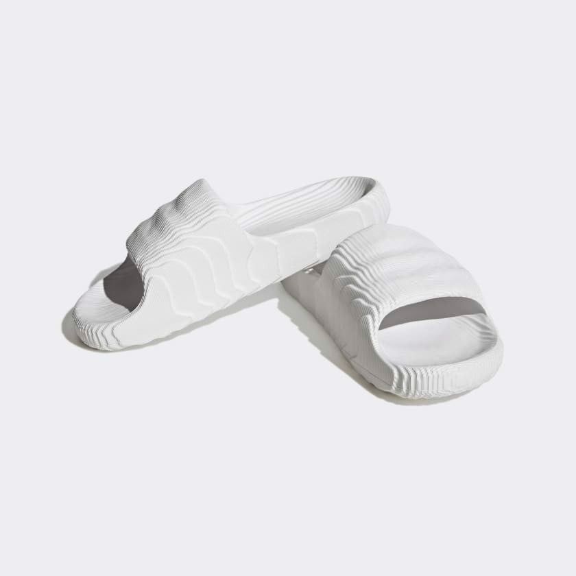  1104 - HÀNG CHÍNH HÃNG - DÉP ADIDAS 22 - BẬC THANG * MÀU TRẮNG * Code: HQ4672 