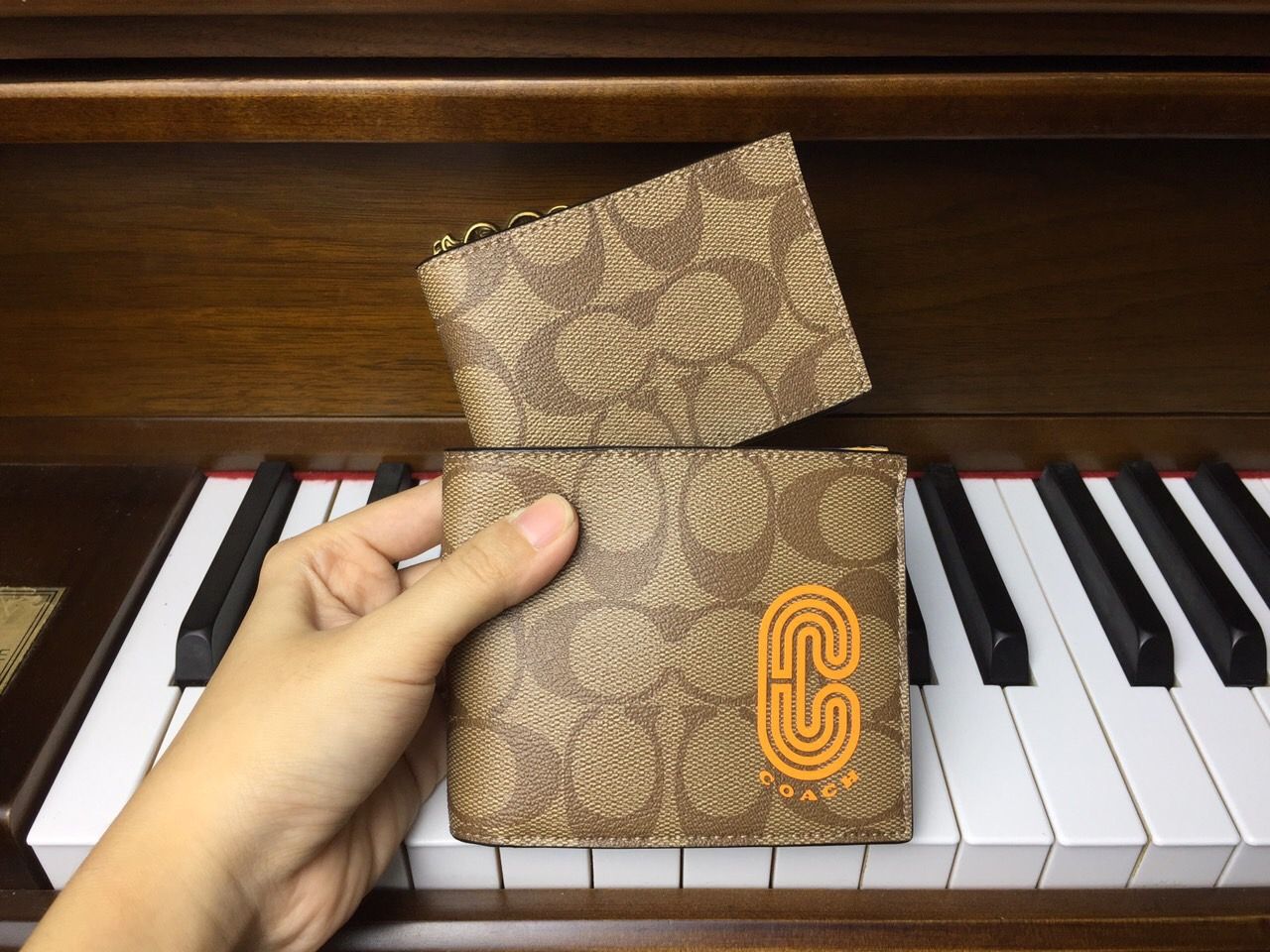  03966 - HÀNG CHÍNH HÃNG - VÍ COACH Nam NGẮN 850K - 3 in 1 