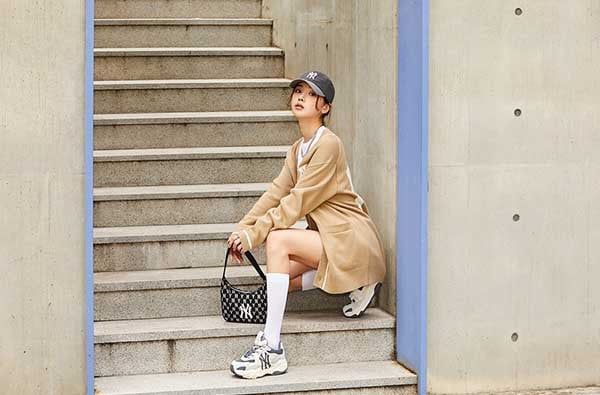  0292 - HÀNG CHÍNH HÃNG - GIÀY SNEAKER MLB CHUNKY LITE -  New York màu Grey - Code: 3ASHC3S1N-50CGS (7) 