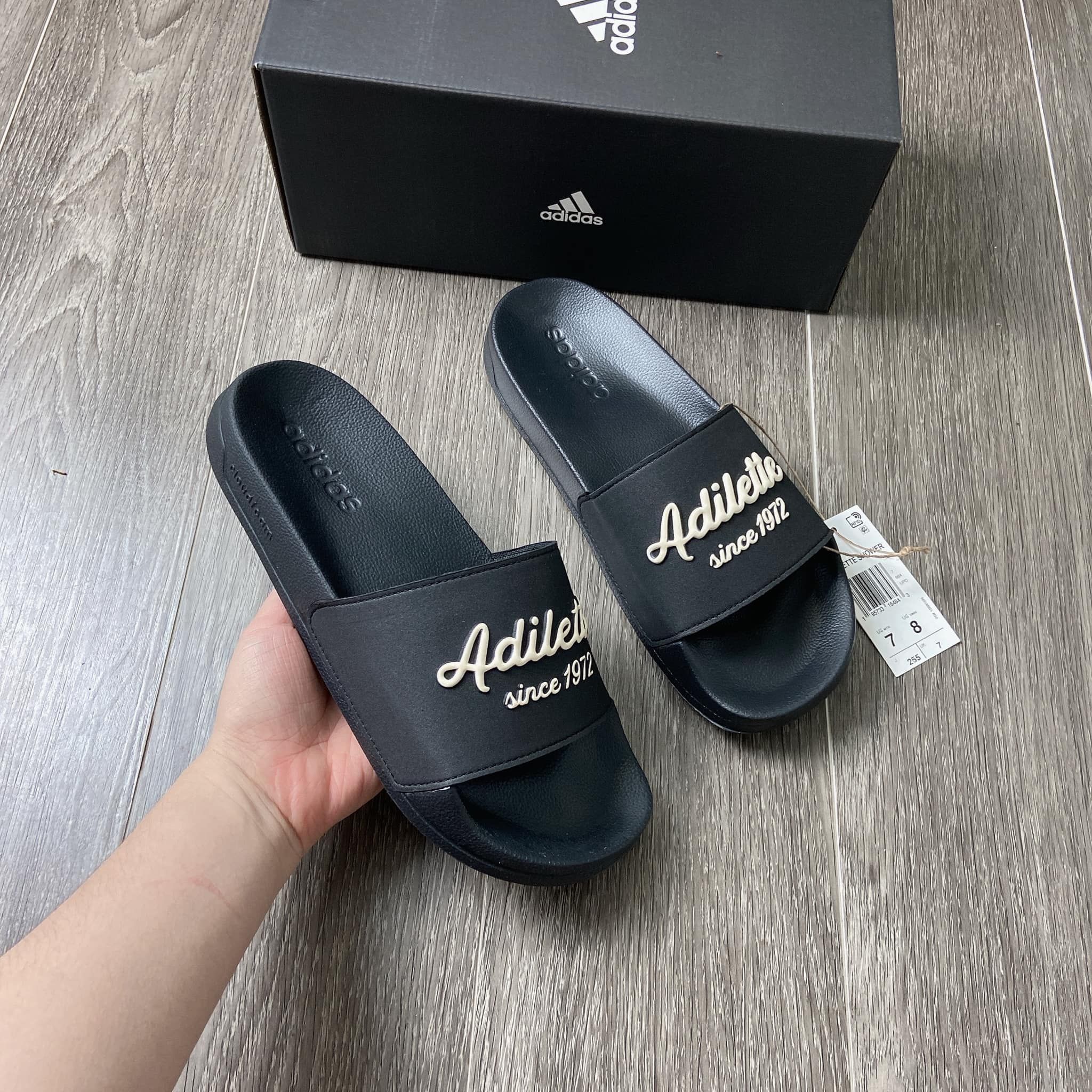  0377 - HÀNG CHÍNH HÃNG - DÉP ADIDAS SHOWER RETRO 1972 *ĐEN* - Code: GW8747 