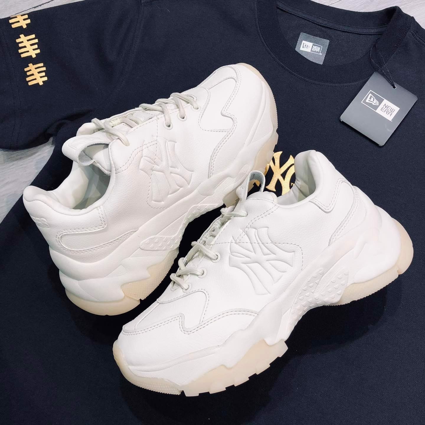  0261 - HÀNG CHÍNH HÃNG - GIÀY SNEAKER MLB CHUNKY LT NEW YORK YANKEES TRẮNG - * ĐẾ TRONG * - 2021** - Code: 32SHC9011 