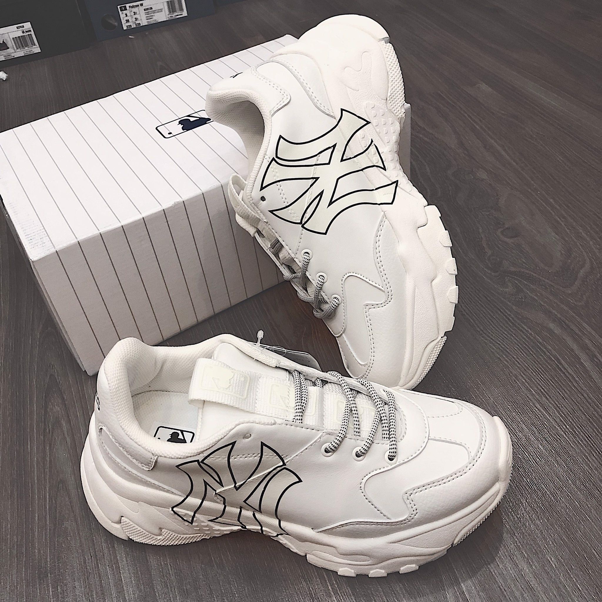  0150 - HÀNG CHÍNH HÃNG - GIÀY SNEAKER MLB BIG BALL CHUNKY NEW YORK  - *WHITE BLACK* - 2021** - Code: 32SHC1911 50I 