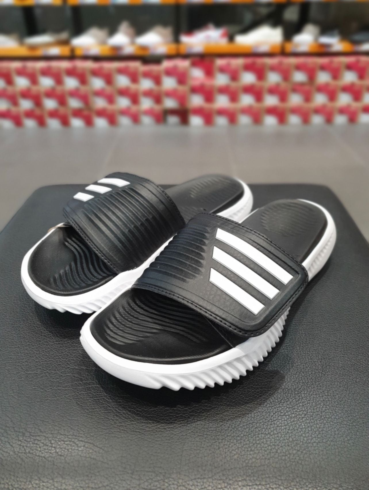  0454 - HÀNG CHÍNH HÃNG Season MỚI - DÉP ADIDAS ALPHABOUCE SLIDE (2.0) - CORE BLACK - *BLACK/WHITE* (2.0) - Code: GY9415 