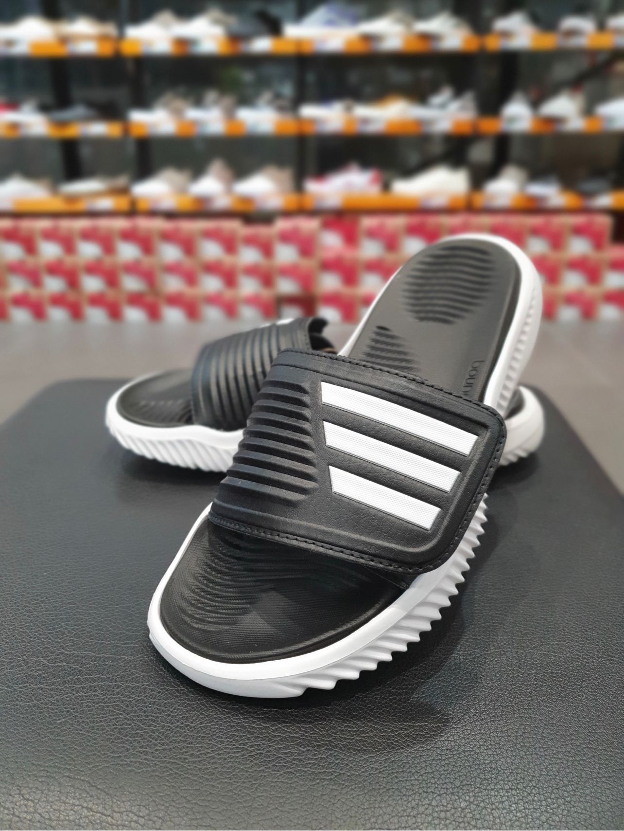  0454 - HÀNG CHÍNH HÃNG Season MỚI - DÉP ADIDAS ALPHABOUCE SLIDE (2.0) - CORE BLACK - *BLACK/WHITE* (2.0) - Code: GY9415 