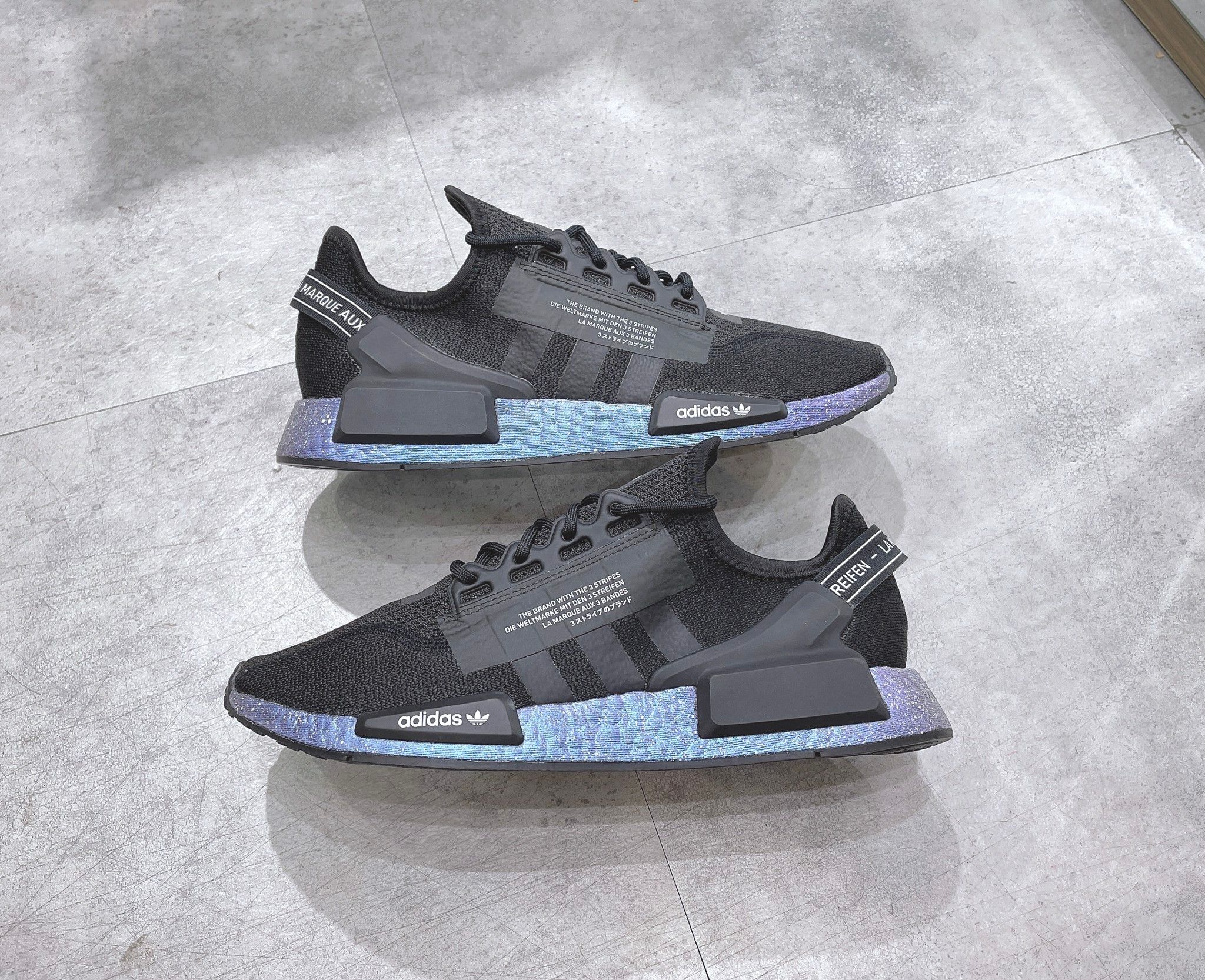  0118 - HÀNG CHÍNH HÃNG - GIÀY ADIDAS NMD R1 V2  - *BLACK GALAXY* - 2021** - Code: GX5164 