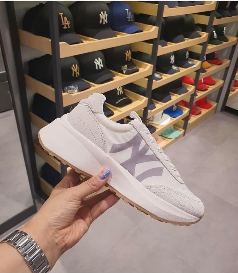  0468 - HÀNG CHÍNH HÃNG - GIÀY MLB CHUNKY JOGGER NEW YORK YANKEES - *IVORY* - Code: 32SHX1111-50i 