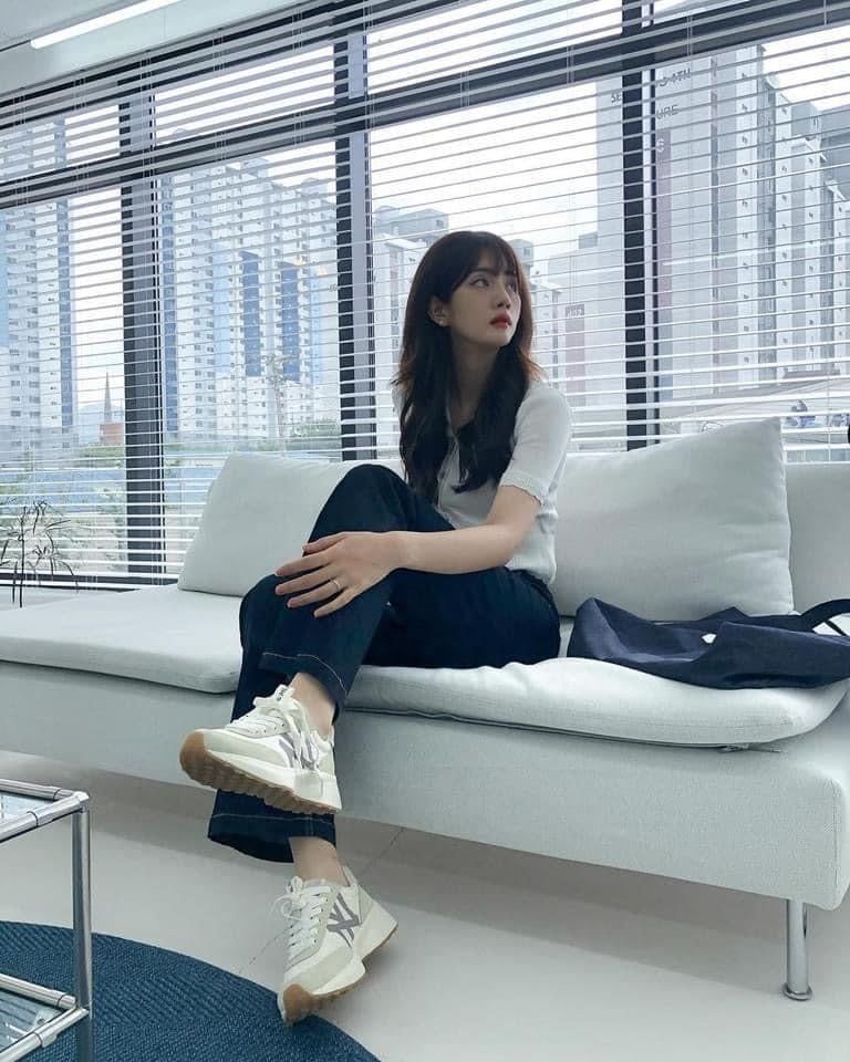  0468 - HÀNG CHÍNH HÃNG - GIÀY MLB CHUNKY JOGGER NEW YORK YANKEES - *IVORY* - Code: 32SHX1111-50i 