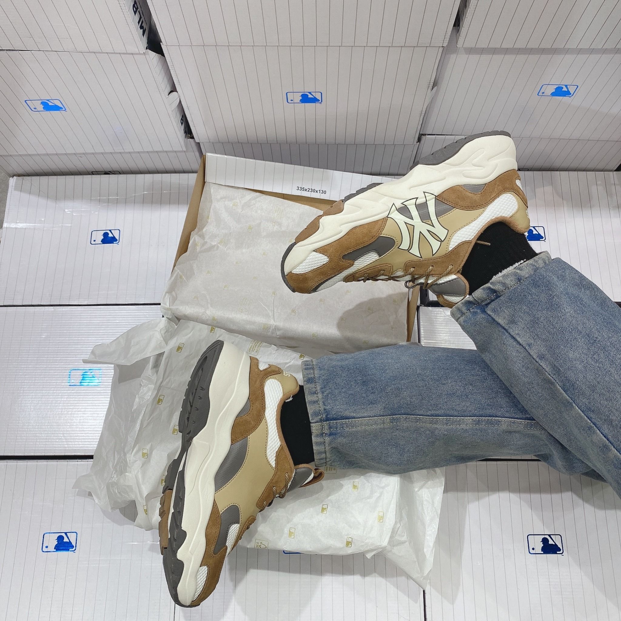  0290 - HÀNG CHÍNH HÃNG - GIÀY SNEAKER MLB CHUNKY LITE - New York màu Brown (5) - Code: 3ASHC3S1N-50BGD (5) 