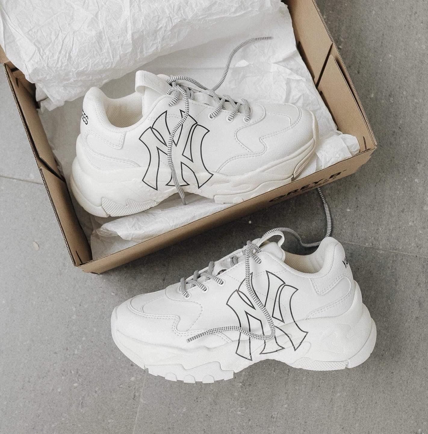  0150 - HÀNG CHÍNH HÃNG - GIÀY SNEAKER MLB BIG BALL CHUNKY NEW YORK  - *WHITE BLACK* - 2021** - Code: 32SHC1911 50I 