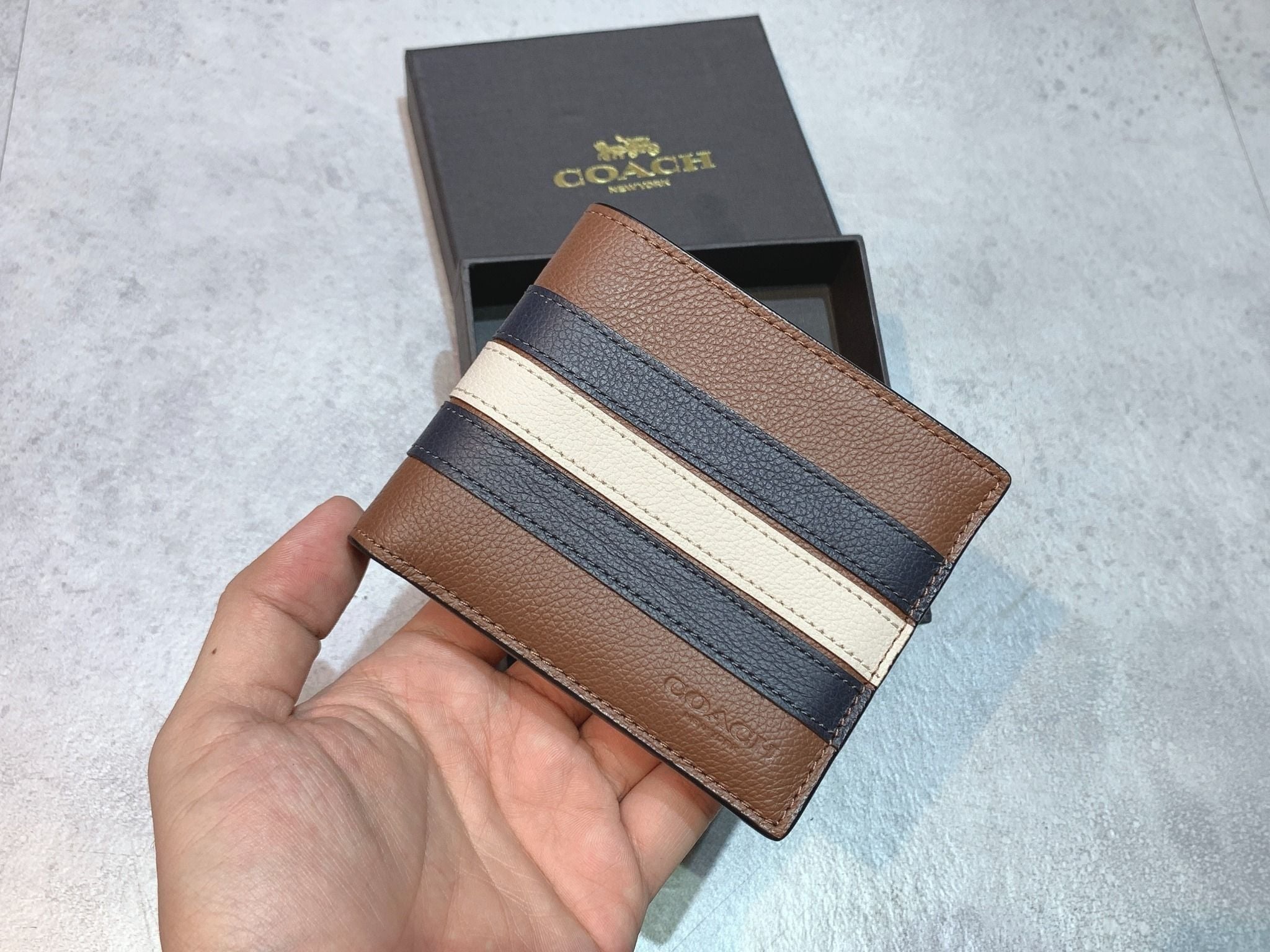  03966 - HÀNG CHÍNH HÃNG - VÍ COACH Nam NGẮN 850K - 3 in 1 