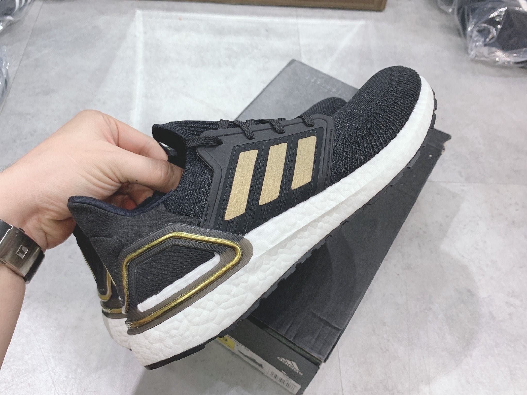  0322 - HÀNG CHÍNH HÃNG - GIÀY ADIDAS ULTRABOOST 20 ĐEN SỌC VÀNG  - *BLACK/GOLD* - 2022** - Code: EE4393 