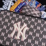  0333 - HÀNG CHÍNH HÃNG - TÚI ĐEO CHÉO MLB Jacquard Cross Bag New York Yankees MONOGRAM - *LIGHTING* - 2023** - Code: 32BGDC011-50L 