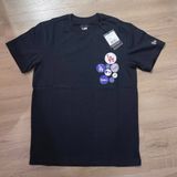  0646 - HÀNG CHÍNH HÃNG - ÁO THUN NEW ERA - NHIỀU LOGO LA ĐEN - *BLACK* - Code: 13338662 