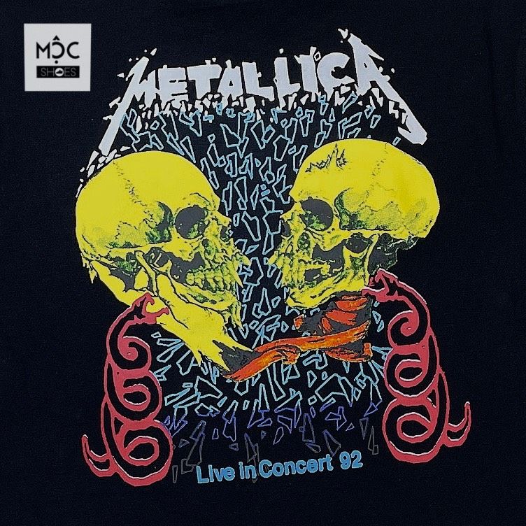 0693 - HÀNG CHÍNH HÃNG - ÁO THUN NEW ERA - METALLICA SCARRY GUY SAD BUT TRUE ĐEN - *BLACK* - Code: 13338172 