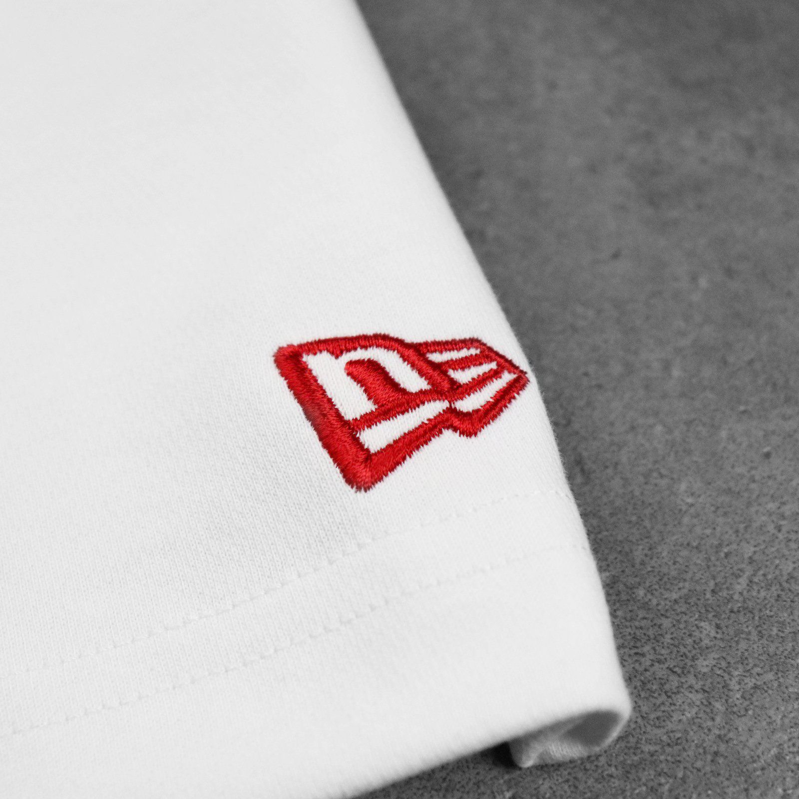  0666 - HÀNG CHÍNH HÃNG - ÁO THUN NEW ERA - QUẢ BANH TRẮNG - *WHITE* - Code: 13324489 