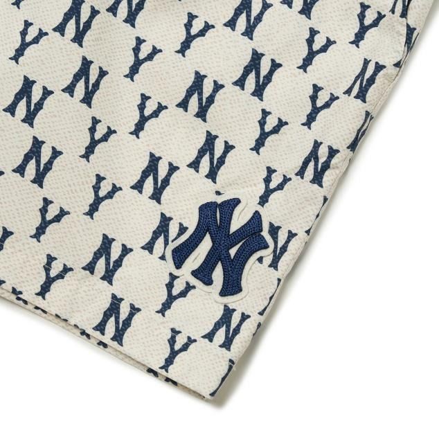 Túi Đeo Chéo MLB Mini Monogram Diamond Jacquard Cell Phone Cross Bag NY  Yankees 3ACRH011N50BLD