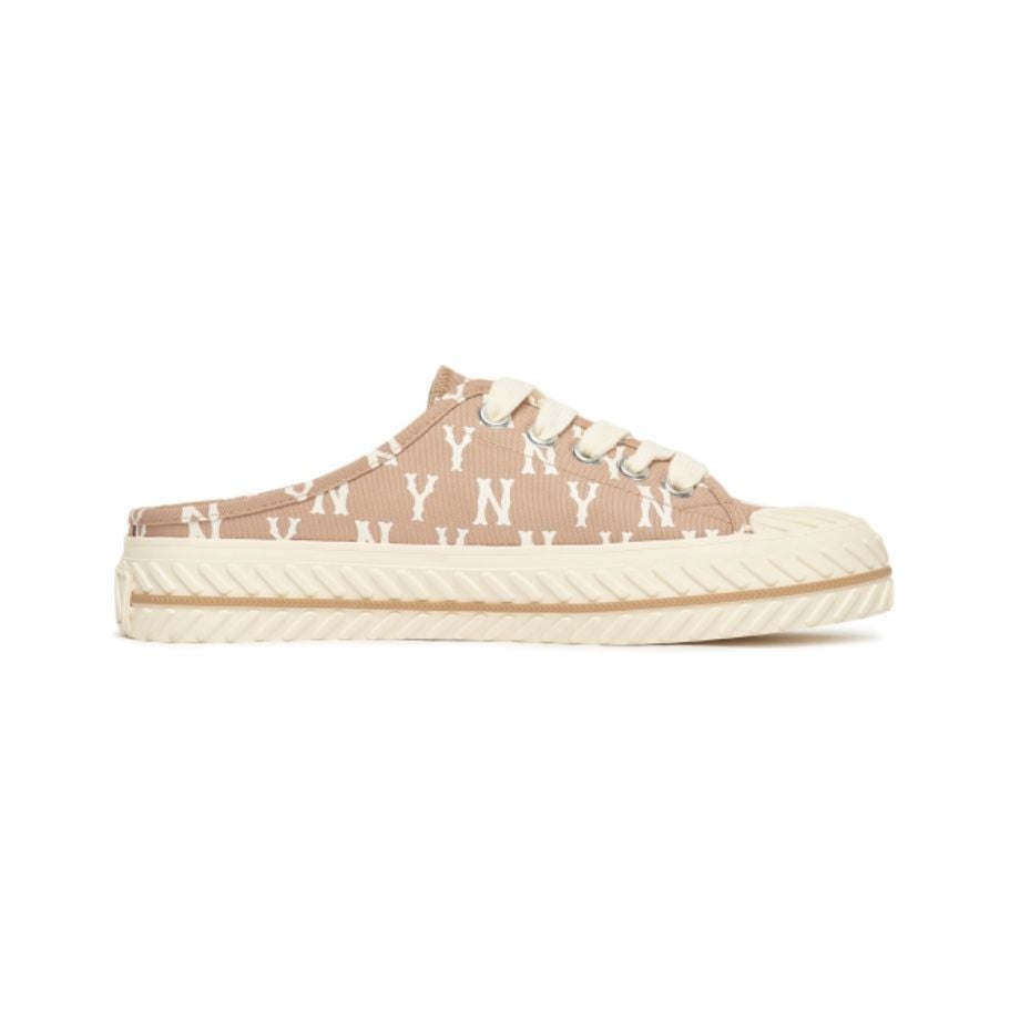  0401 - HÀNG CHÍNH HÃNG - GIÀY MLB MULE *ĐẠP GÓT* Monogram Màu Nâu CREAM  - *MONO NÂU CREAM* - 2023** - Code: 3AMUM212N-50BGD 