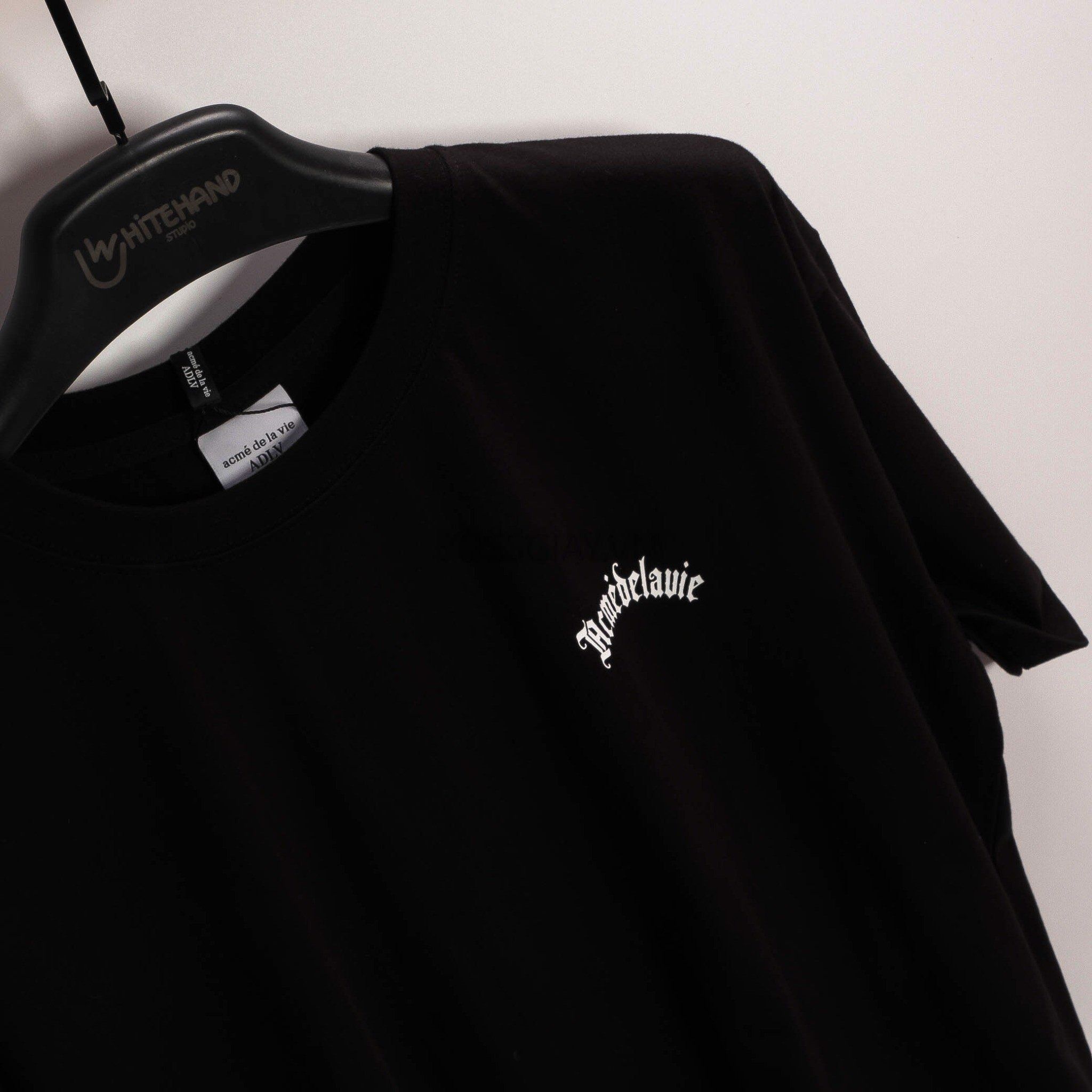  1149 - HÀNG CHÍNH HÃNG - ÁO PHÔNG  ADLV GOLD CHAIN ​​BEAR DOLL SHORT SLEEVE- ĐEN 