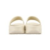  2490 - HÀNG CHÍNH HÃNG - DÉP MLB Chunky Slider - NY Yankees - Cream - Code: 32SHHP111-50I 