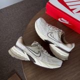  2521 - HÀNG CHÍNH HÃNG - NIKE V2K RUN - LIGHT BONE - CODE: FD0736-103 