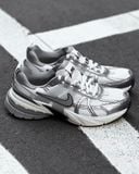  2522 - HÀNG CHÍNH HÃNG - GIÀY NIKE V2K RUN - PLATINUM - CODE: FD0736-003 