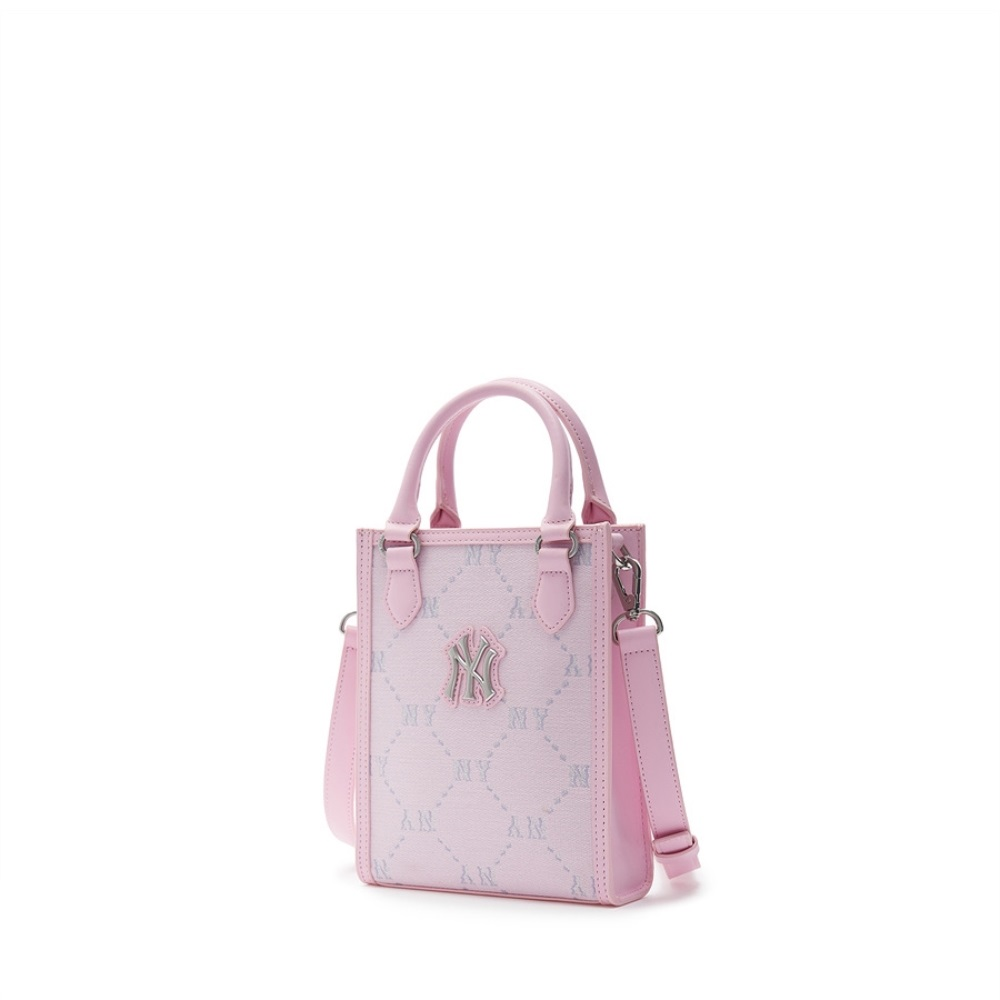  2128 - HÀNG CHÍNH HÃNG - TÚI MLB DIAMOND MONOGRAM MINI TOTE BAG NEW YORK YANKEES - PINK - CODE: 7ACRMD34N-50PKL 