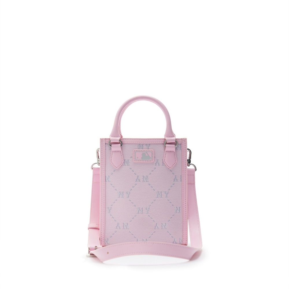  2128 - HÀNG CHÍNH HÃNG - TÚI MLB DIAMOND MONOGRAM MINI TOTE BAG NEW YORK YANKEES - PINK - CODE: 7ACRMD34N-50PKL 