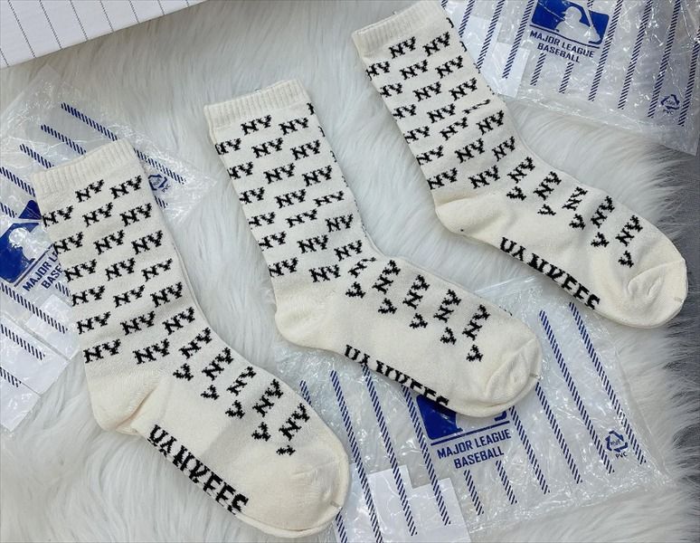  1276- HÀNG CHÍNH HÃNG - VỚ TẤT KOREA X MLB CỔ LỬNG - BOSTON NÂU ĐẤT / VER 2 [ 2023 ] - *WHITE 2 SỌC* 