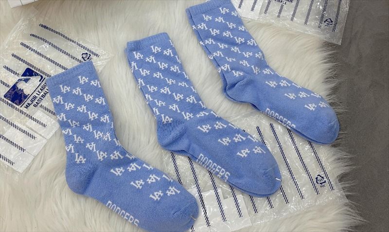  1276- HÀNG CHÍNH HÃNG - VỚ TẤT KOREA X MLB CỔ LỬNG - BOSTON NÂU ĐẤT / VER 2 [ 2023 ] - *WHITE 2 SỌC* 