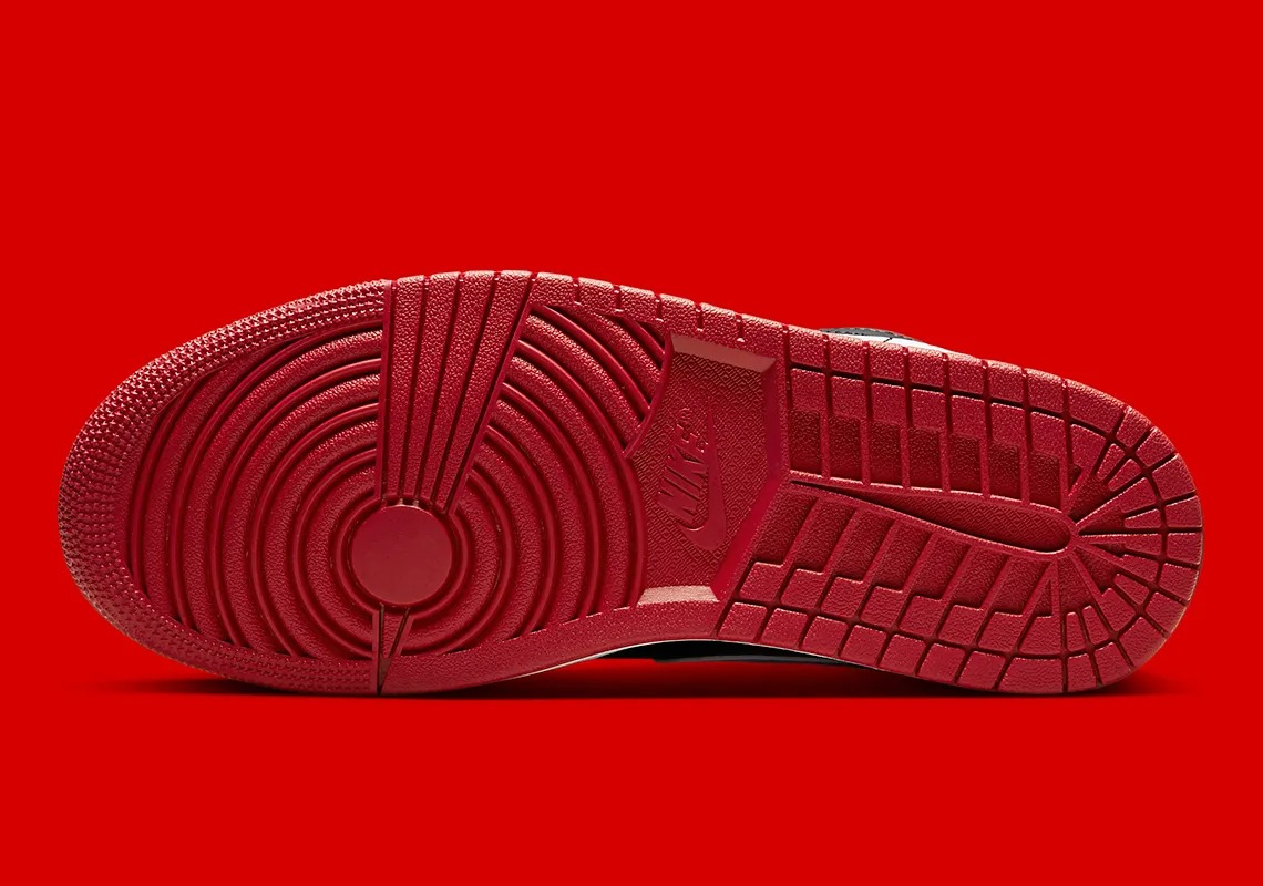  1518 - HÀNG CHÍNH HÃNG - GIÀY NIKE AIR JORDAN 1 