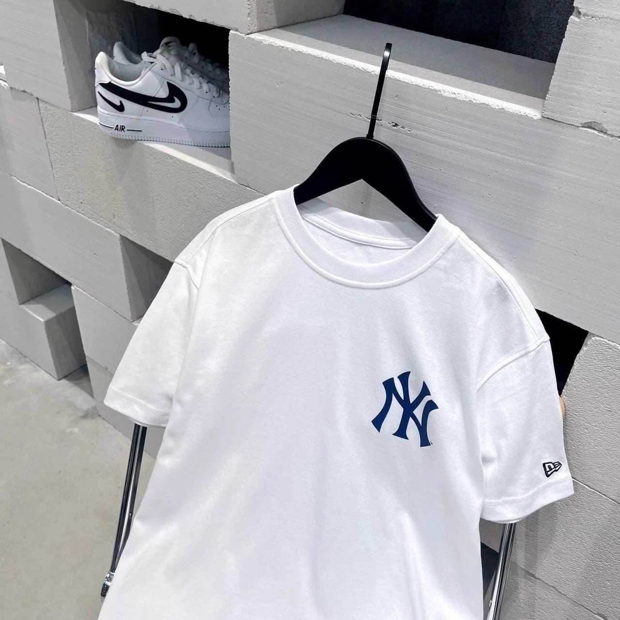  0971 - HÀNG CHÍNH HÃNG - ÁO THUN NEW ERA -  ÁO NY LOGO LY KEM [TRẮNG] - CODE: 13086606 