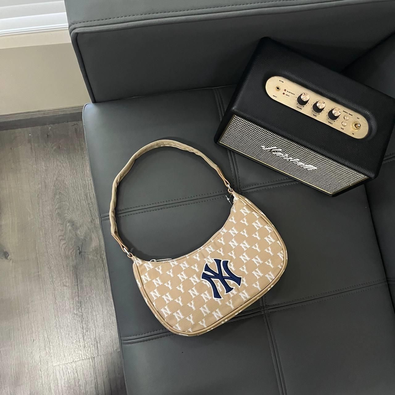  0433 - HÀNG CHÍNH HÃNG - TÚI MLB MONOGRAM HOBO BAG NEW YORK - NÂU - CODE: 32BG33111-50B 