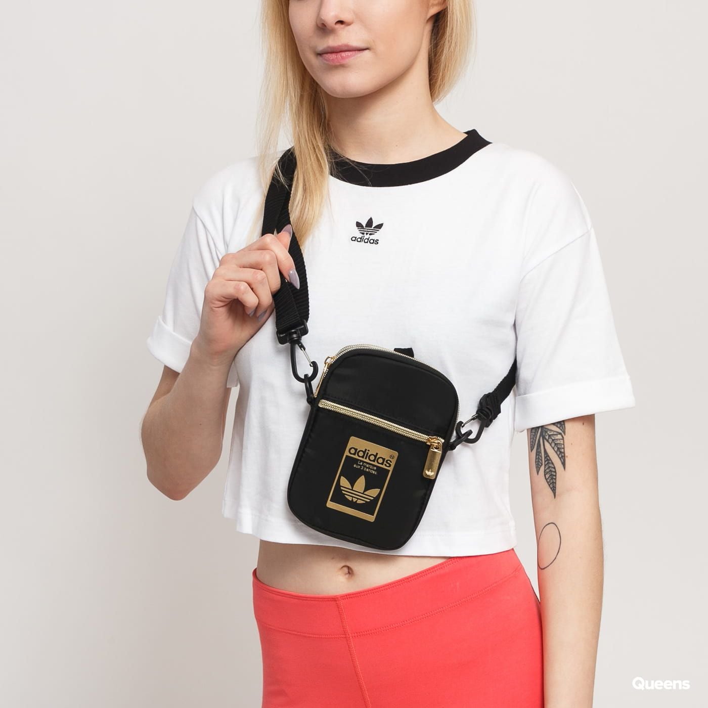 0246 - TÚI ĐEO CHÉO HOT HIT ADIDAS FEST BAG - *Black/Gold* - Code: GF3199 