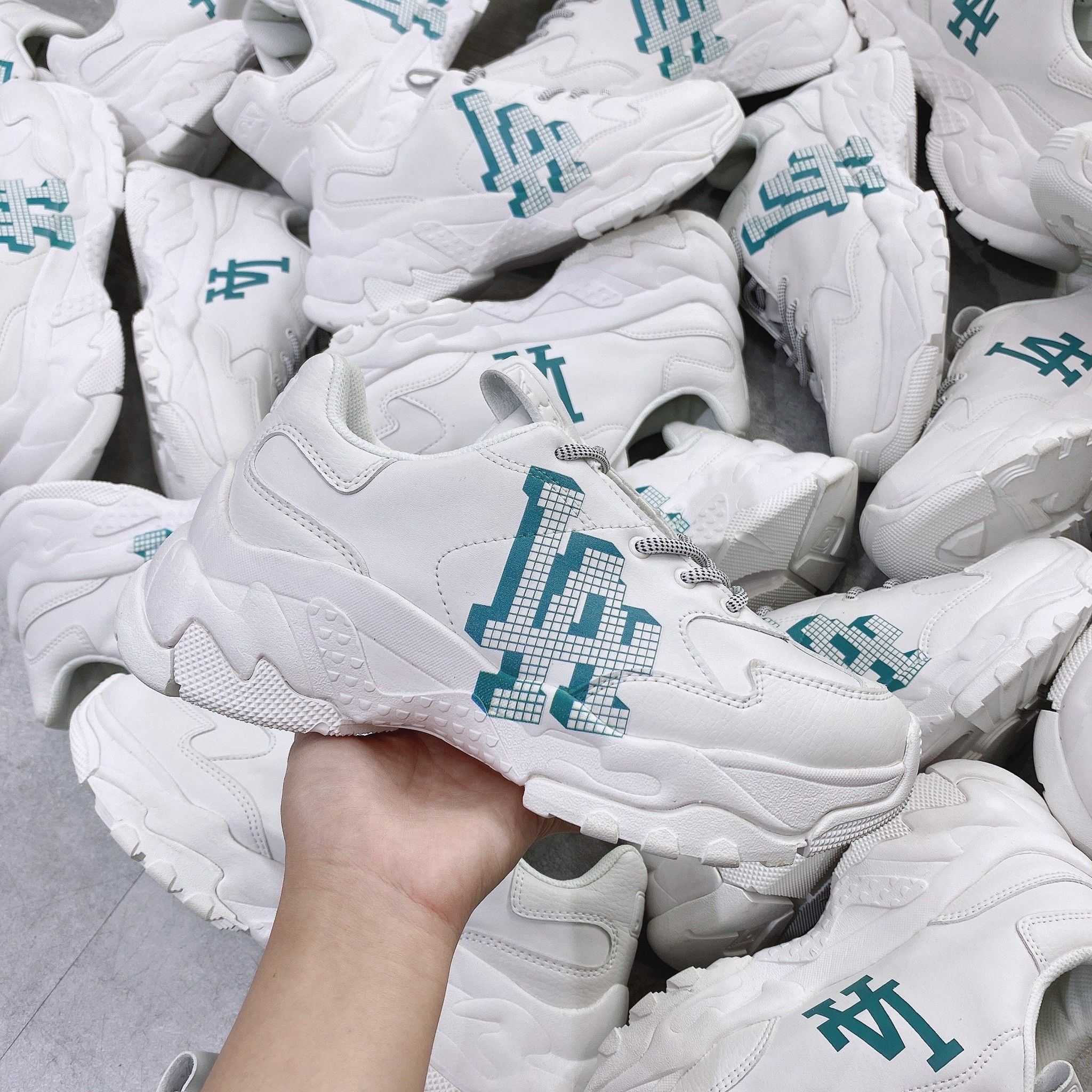  0148 - HÀNG CHÍNH HÃNG - GIÀY SNEAKER MLB BIG BALL CHUNKY - LA 3D BLOCK - *WHITE/MINT* - 2021** - Code: 32SHCD111 