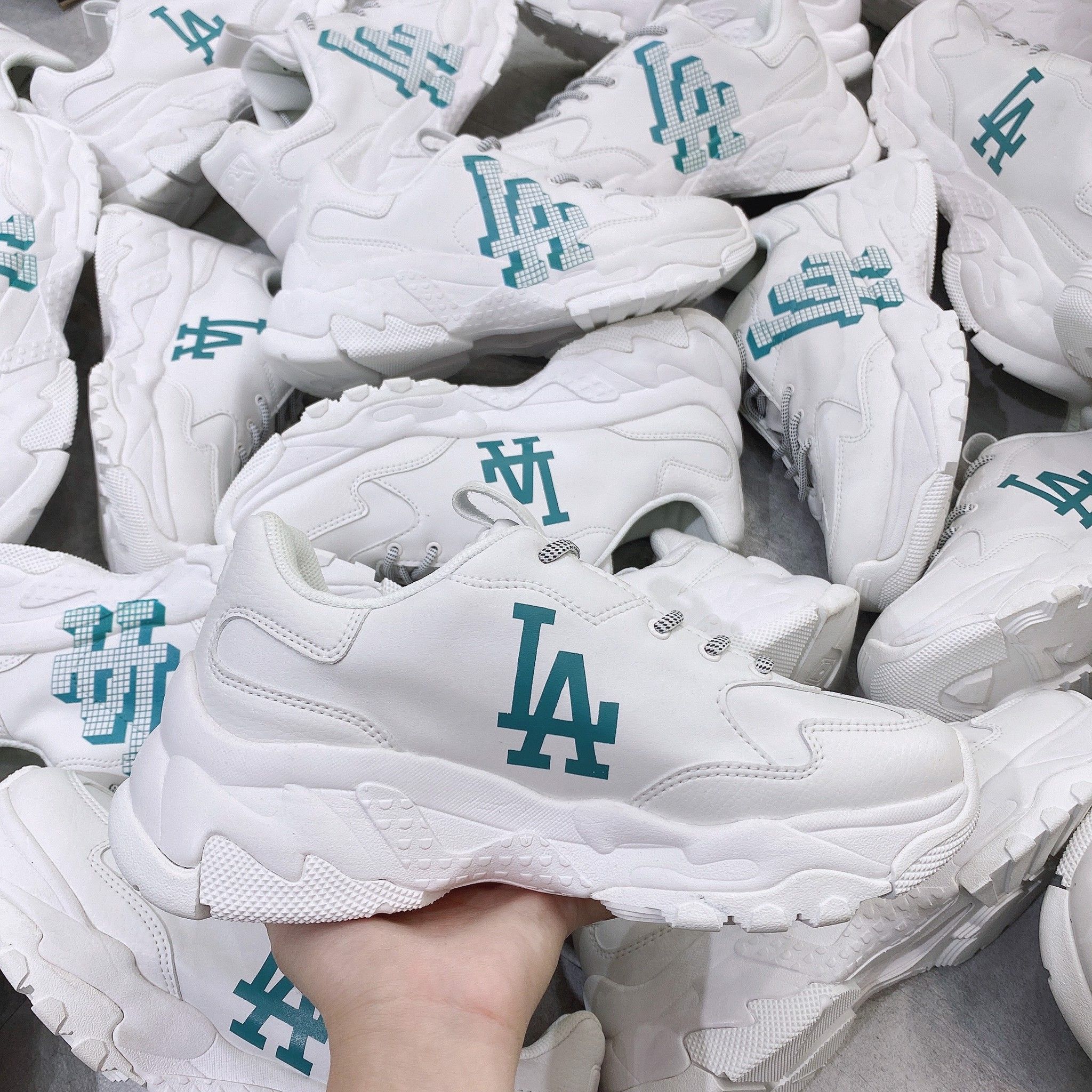  0148 - HÀNG CHÍNH HÃNG - GIÀY SNEAKER MLB BIG BALL CHUNKY - NEW YORK 3D - *MULTICOLOR* - 2021** - Code: 32SHCD111 