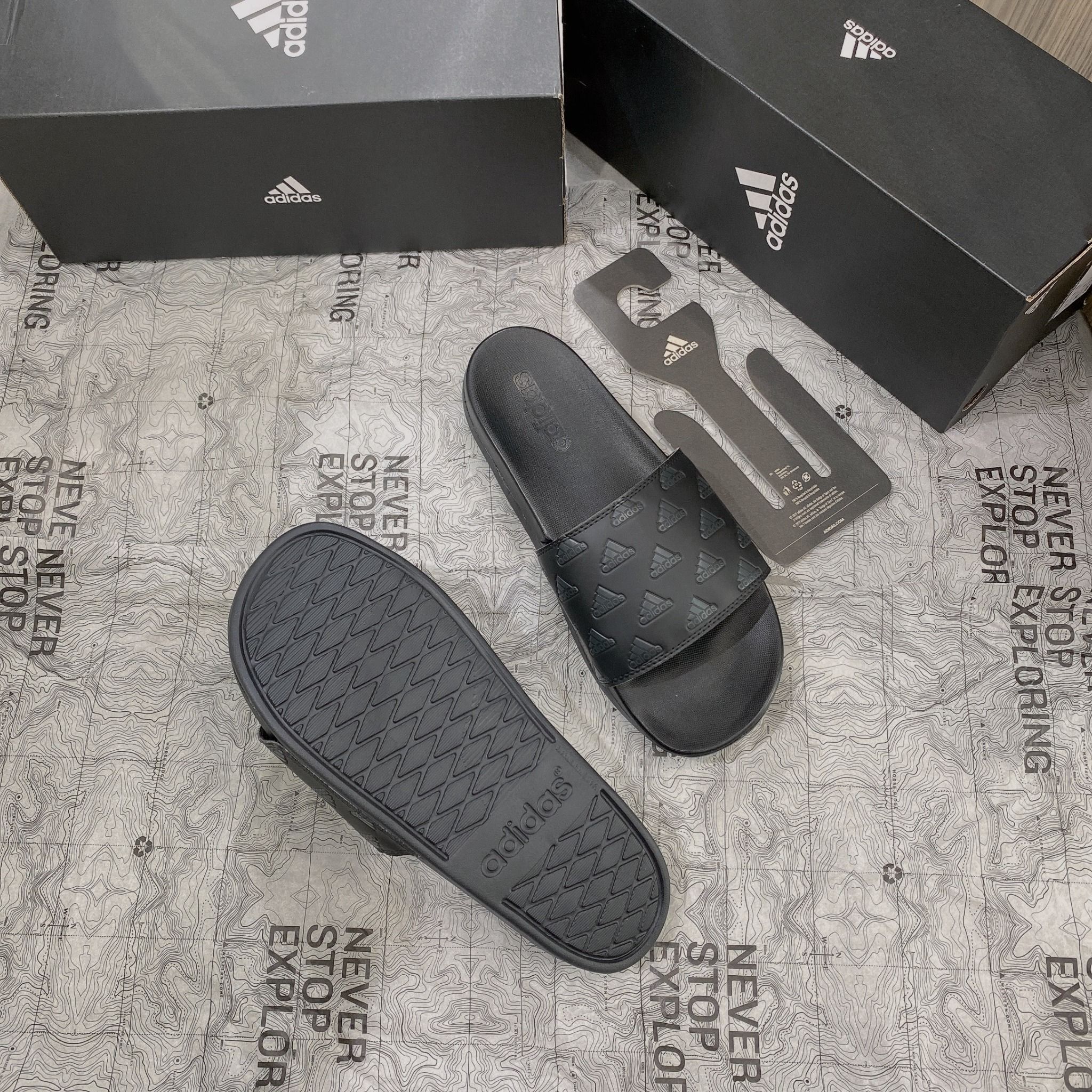  0259 - HÀNG CHÍNH HÃNG - DÉP ADIDAS CLOUDFOAM COMFORT - LOGO IN CHÌM FULLBLACK - *BLACK* 