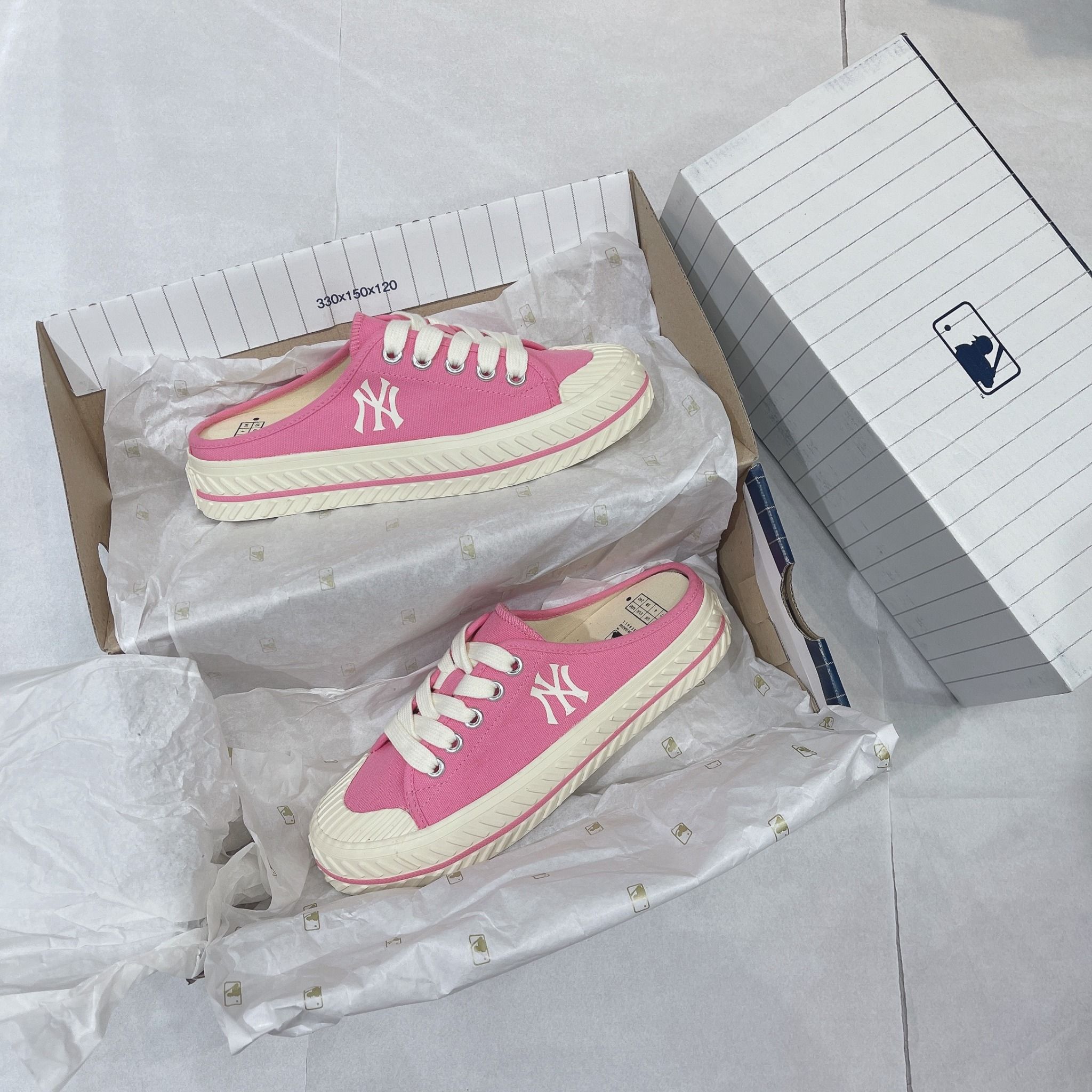  0312 - HÀNG CHÍNH HÃNG - GIÀY MLB MULE *ĐẠP GÓT* - *HỒNG/PINK* - 2022** 
