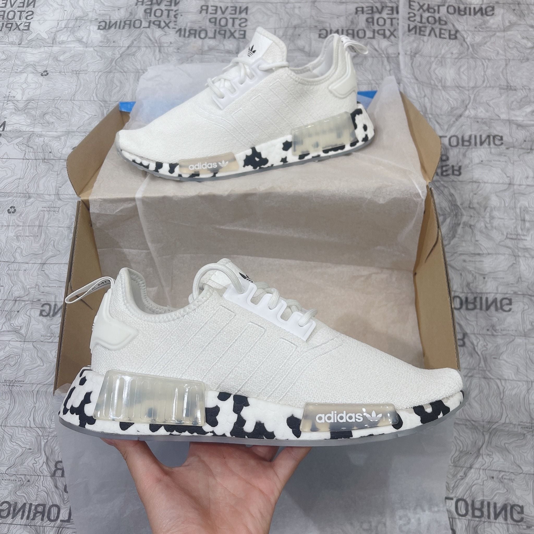  0326 - HÀNG CHÍNH HÃNG - GIÀY ADIDAS NMD R1 - *BÒ SỮA* - 2022** 