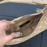  0399 - HÀNG CHÍNH HÃNG - TÚI MLB MONOGRAM HOBO BAG NEW YORK - NÂU - CODE: 32BG33111-50B 