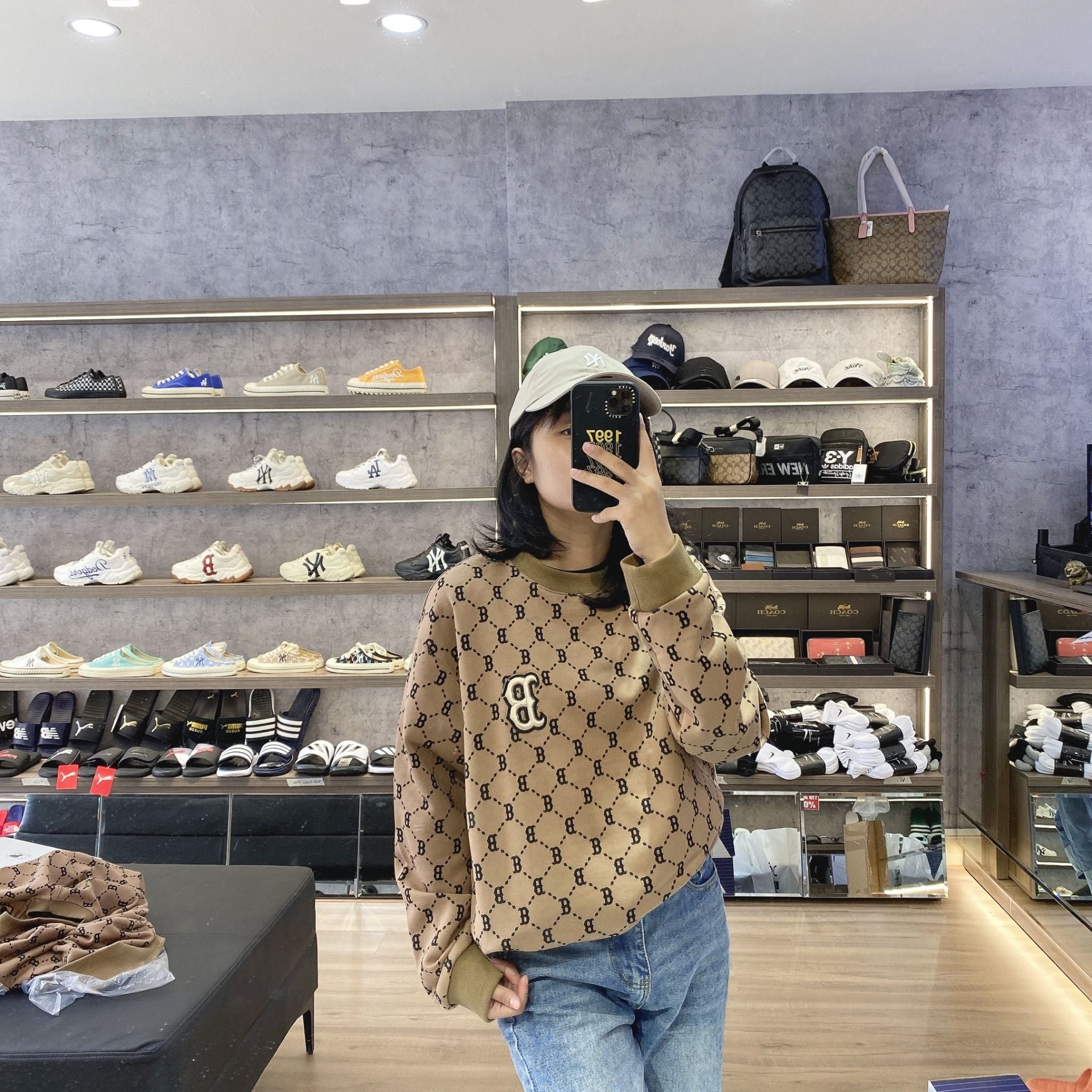  0429 - HÀNG CHÍNH HÃNG - ÁO Sweater MLB Monogram Diamond All Over Over Fit Sweatshirt Boston Red Sox  *Brown* - Code: 3AMTM0314-43BGD 