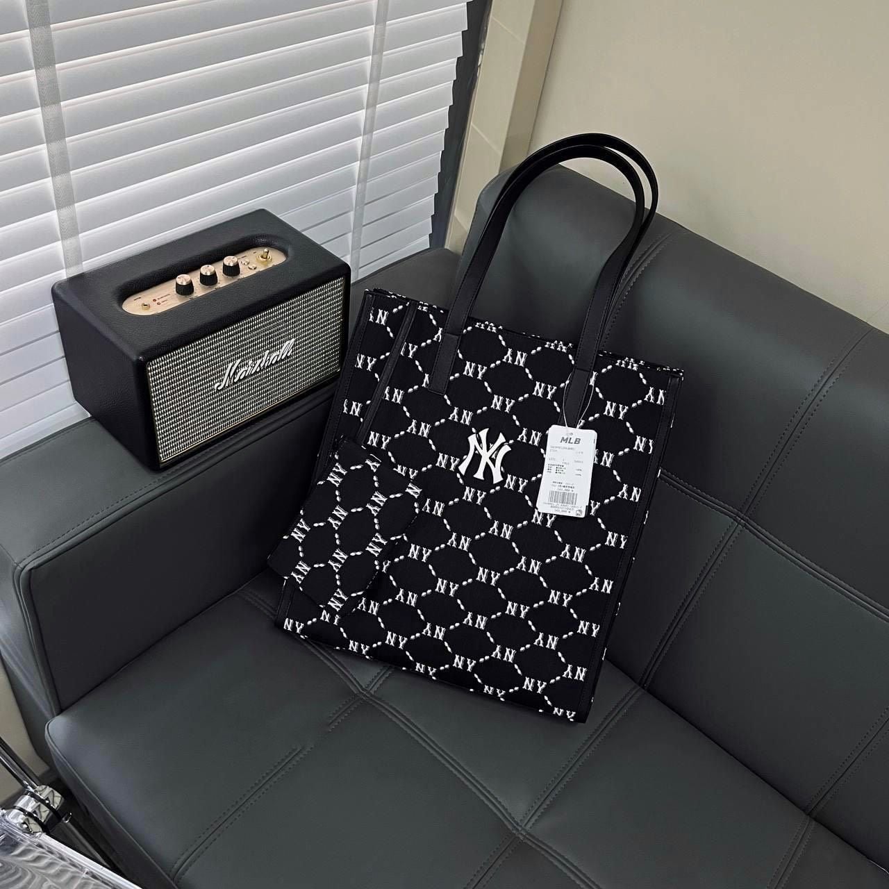  0437 - HÀNG CHÍNH HÃNG - Túi TOTE MLB họa tiết Monogram Shopping - *ĐEN DENIM* - Code: 3AORM012N-50BKS 