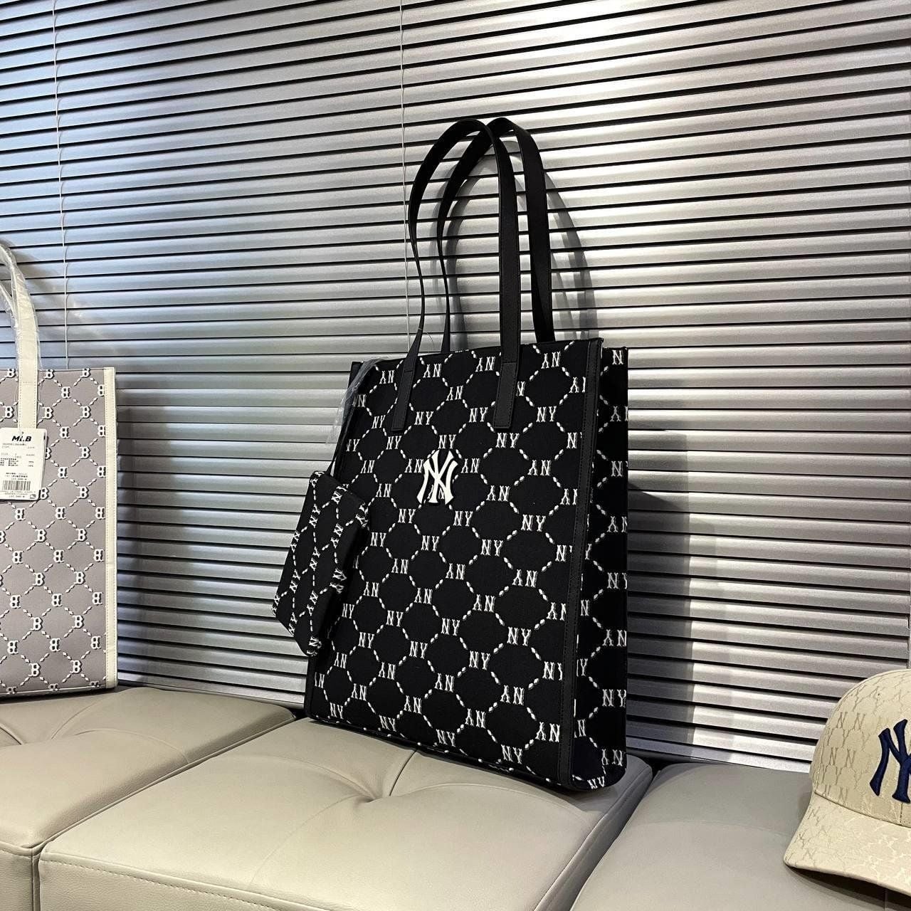  0437 - HÀNG CHÍNH HÃNG - Túi TOTE MLB họa tiết Monogram Shopping - *ĐEN DENIM* - Code: 3AORM012N-50BKS 