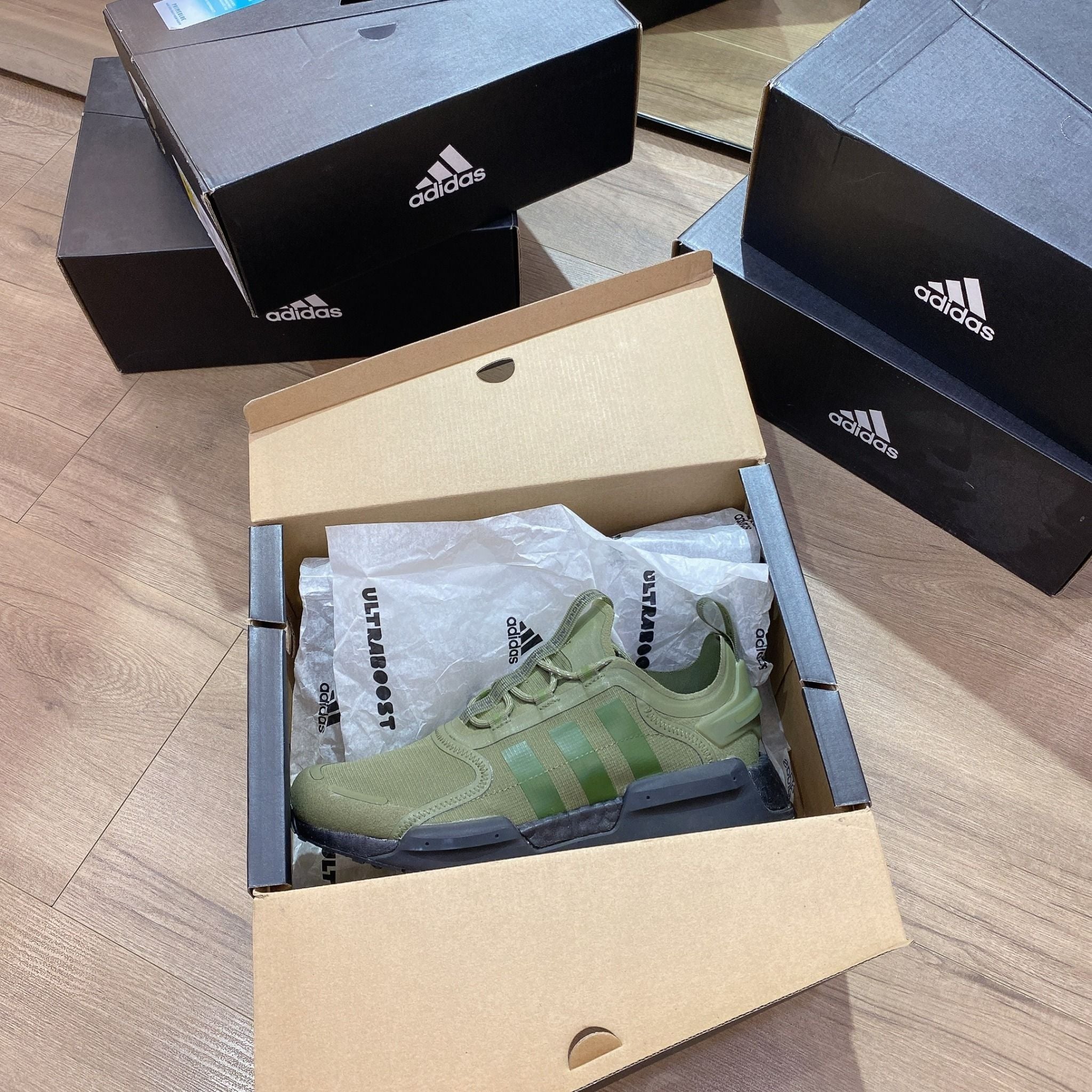  0496 - HÀNG CHÍNH HÃNG - GIÀY ADIDAS NMD R1 V3 DARK GREEN - *RÊU/BLACK* 2022 