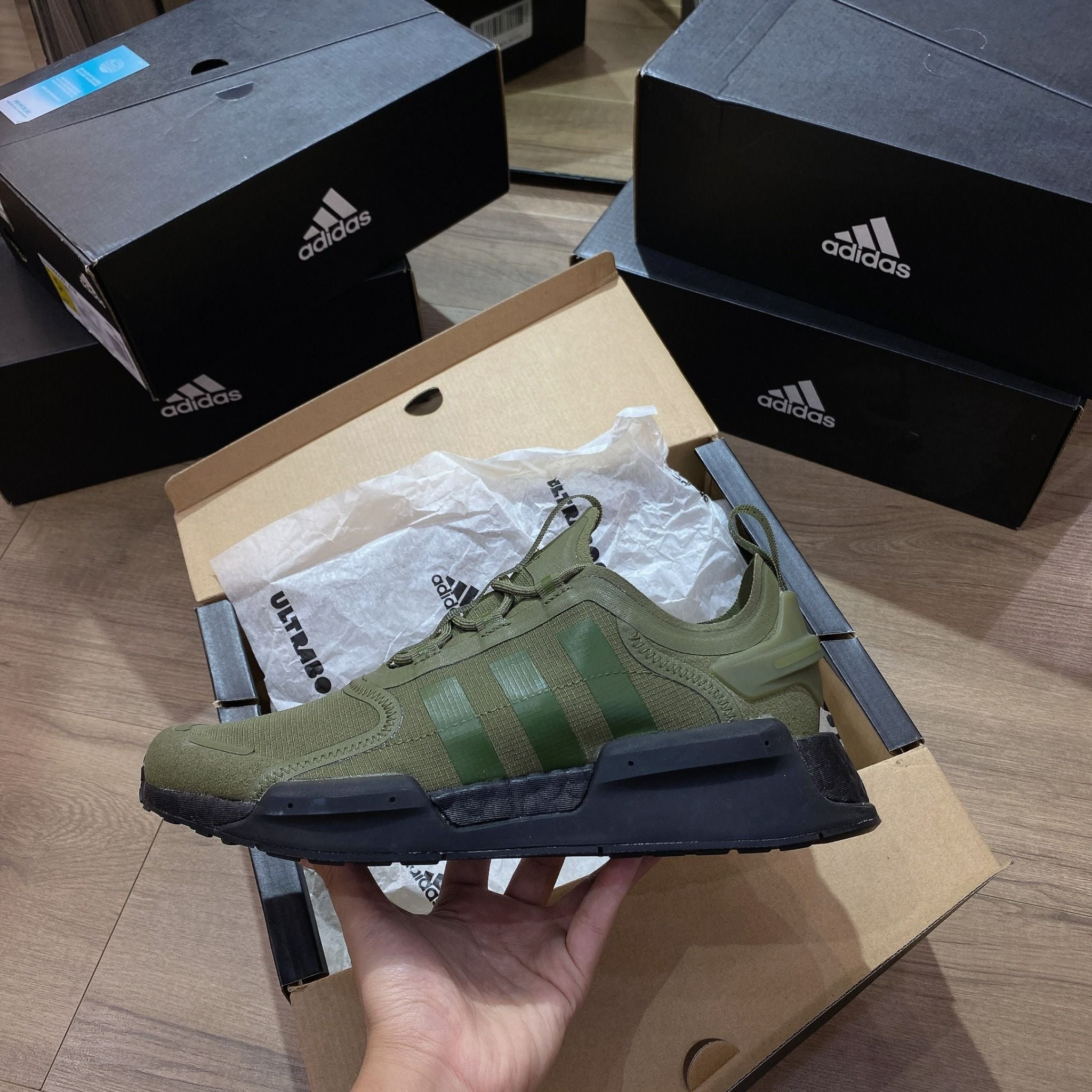  0496 - HÀNG CHÍNH HÃNG - GIÀY ADIDAS NMD R1 V3 DARK GREEN - *RÊU/BLACK* 2022 