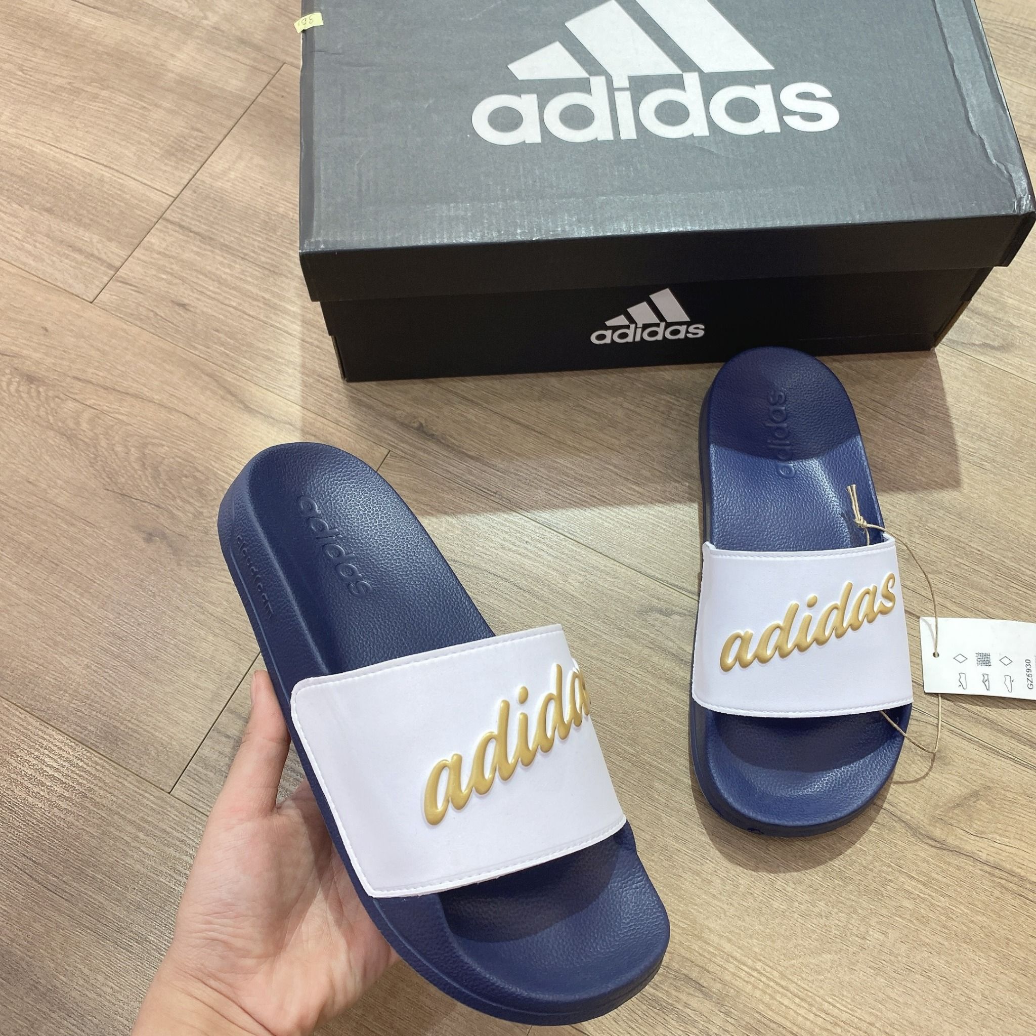  0676 - HÀNG CHÍNH HÃNG - DÉP ADIDAS ADILETTE SHOWER TRẮNG PHỐI XANH NAVY - *NAVY/WHITE*  - CODE: GZ5930 