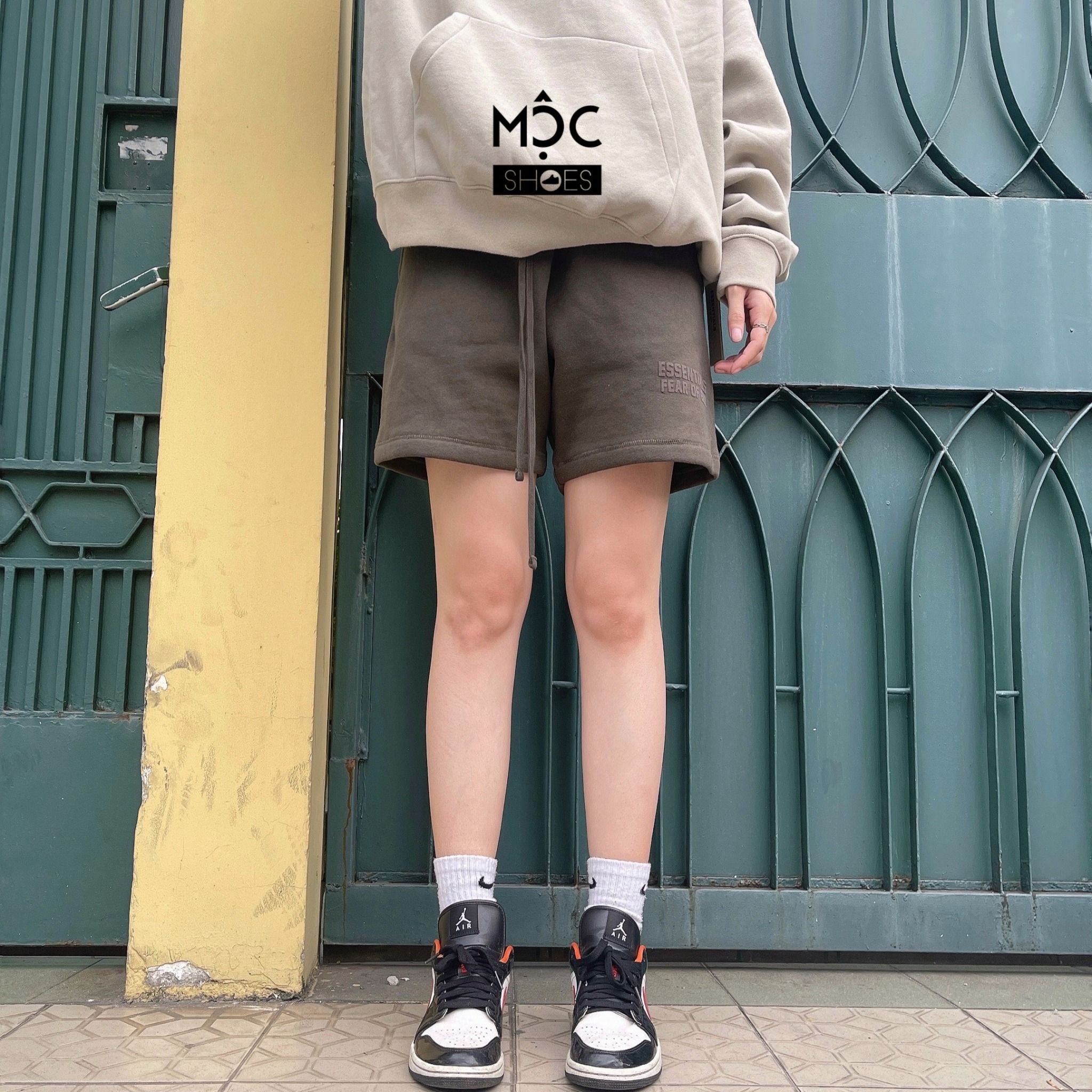 0515 - HÀNG CHÍNH HÃNG - QUẦN ĐÙI SHORT FEAR OF GOD ESSENTIAL SS22 MÀU XANH RÊU - *DARK GREEN* 