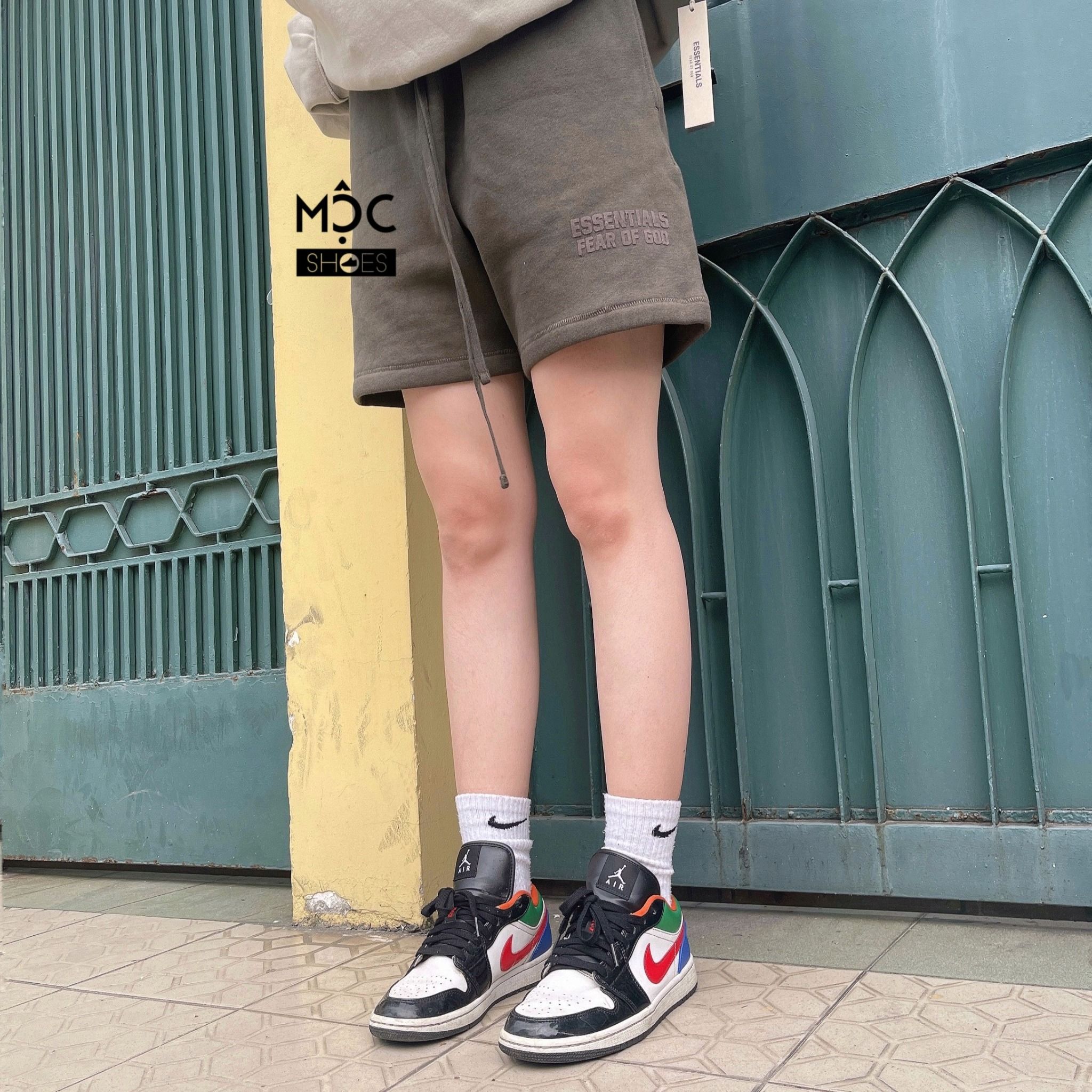  0515 - HÀNG CHÍNH HÃNG - QUẦN ĐÙI SHORT FEAR OF GOD ESSENTIAL SS22 MÀU XANH RÊU - *DARK GREEN* 